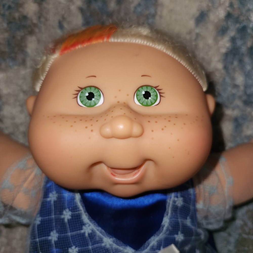 Cabbage Patch Doll Blonde Green Eyes  || GUC - Picture 7 of 12